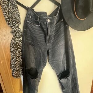 American Eagle Outfitters Black Distressed Boyfriend Jeans